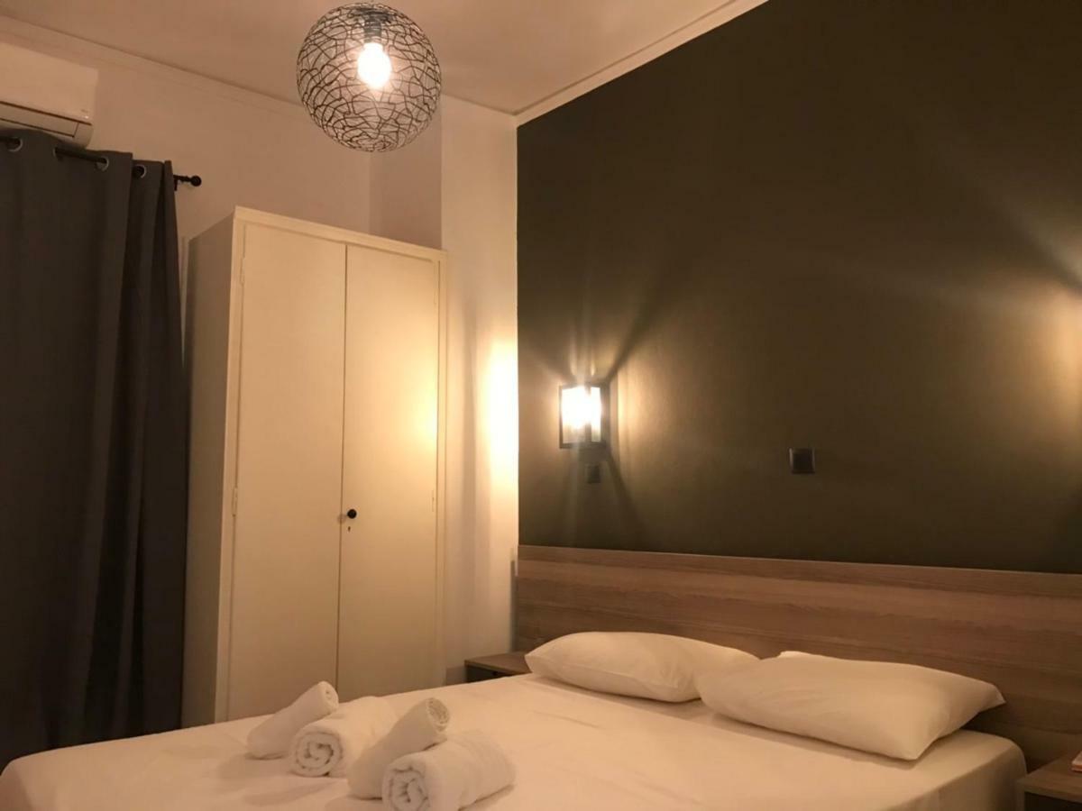 אתונה Renovated Minimal Apartment Next To Metro מראה חיצוני תמונה