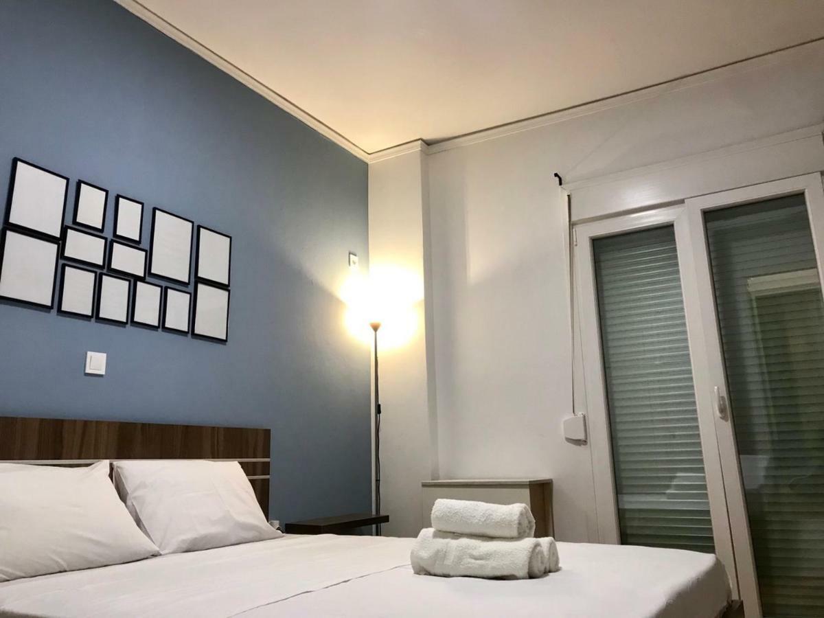 אתונה Renovated Minimal Apartment Next To Metro מראה חיצוני תמונה