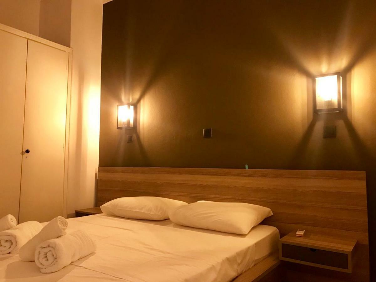 אתונה Renovated Minimal Apartment Next To Metro מראה חיצוני תמונה