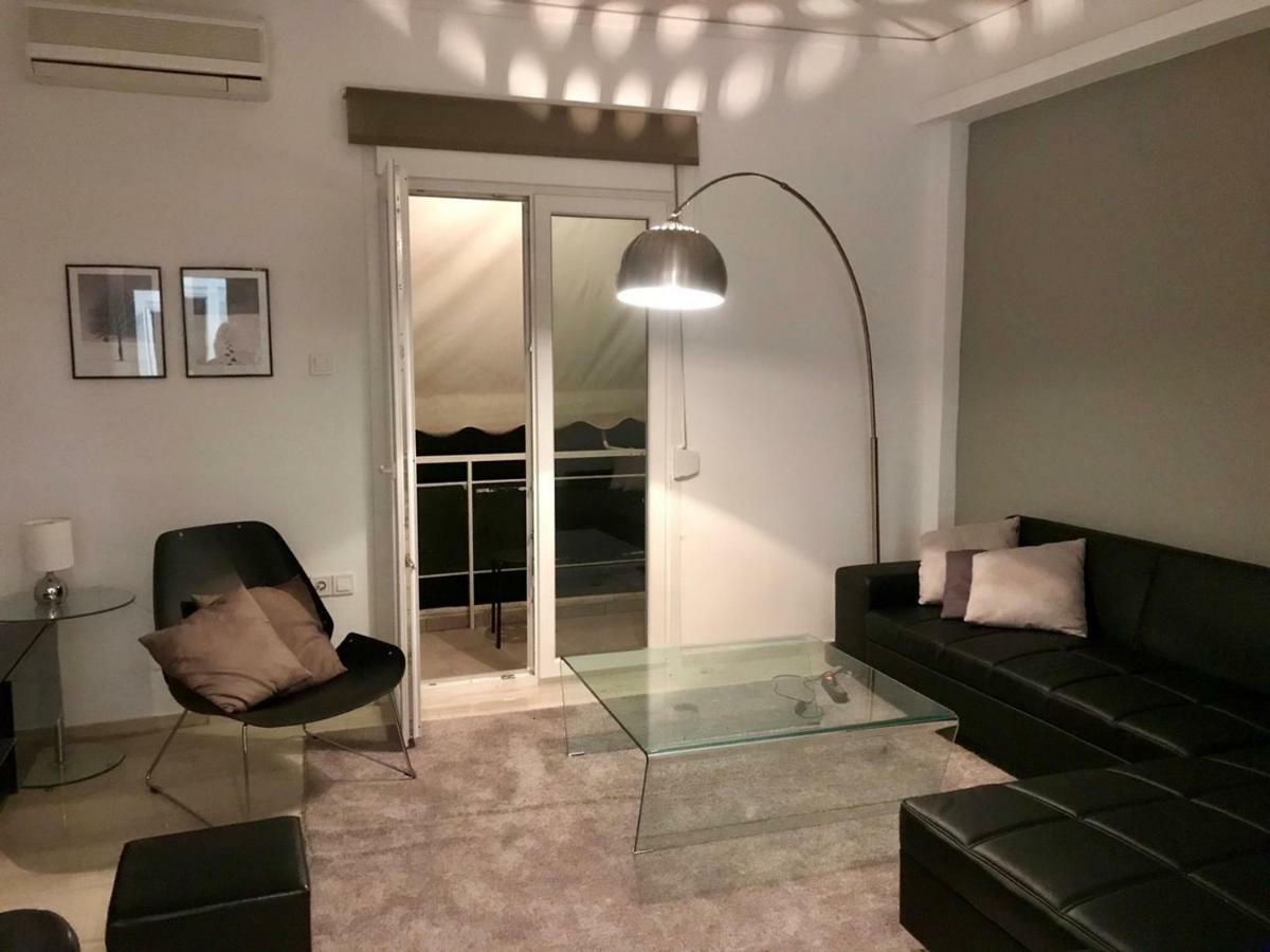 אתונה Renovated Minimal Apartment Next To Metro מראה חיצוני תמונה