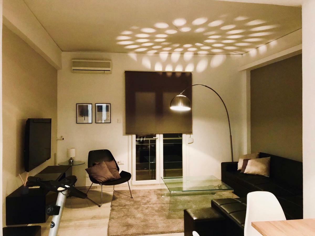 אתונה Renovated Minimal Apartment Next To Metro מראה חיצוני תמונה